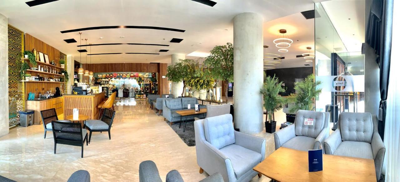 Kyriad Hotel Muraya Aceh Banda Aceh Exteriör bild