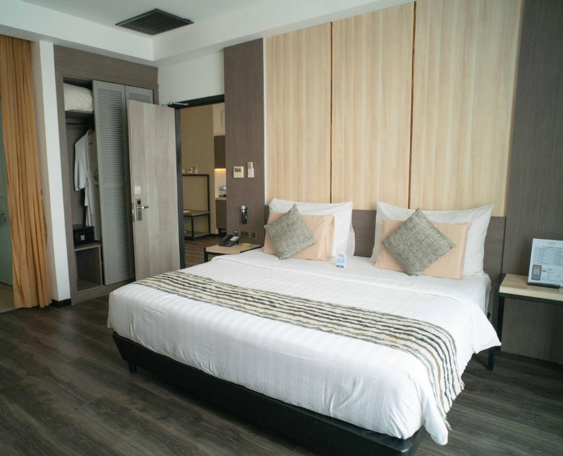 Kyriad Hotel Muraya Aceh Banda Aceh Exteriör bild
